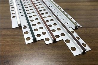 RAZŠIRITEV SKUPNEGA