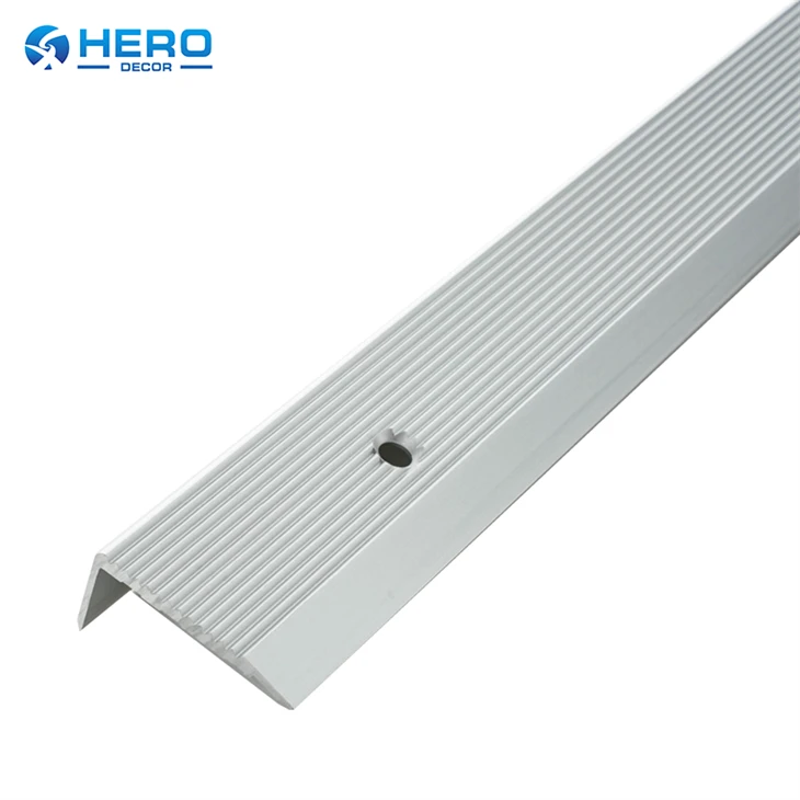 Aluminijaste obrobe stopnic